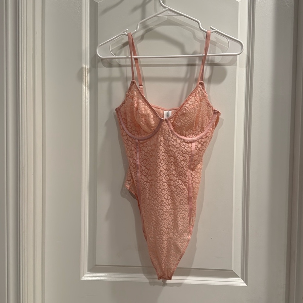 💖Sexy Forever 21 Bodysuit💖